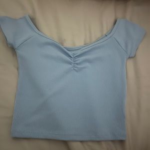 american eagle meduim cropped top